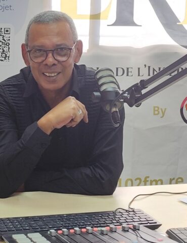 jean francois pajaniandy 102fm